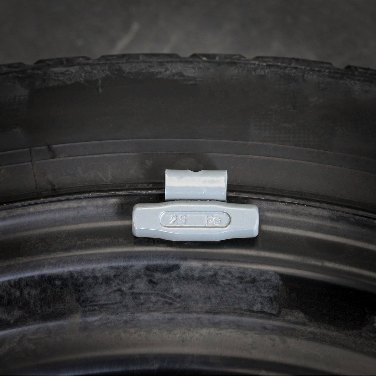 OEMTOOLS 23273 25 gm. IW Style Steel Wheel Weight - 1 Box of 25 Additional Image 6